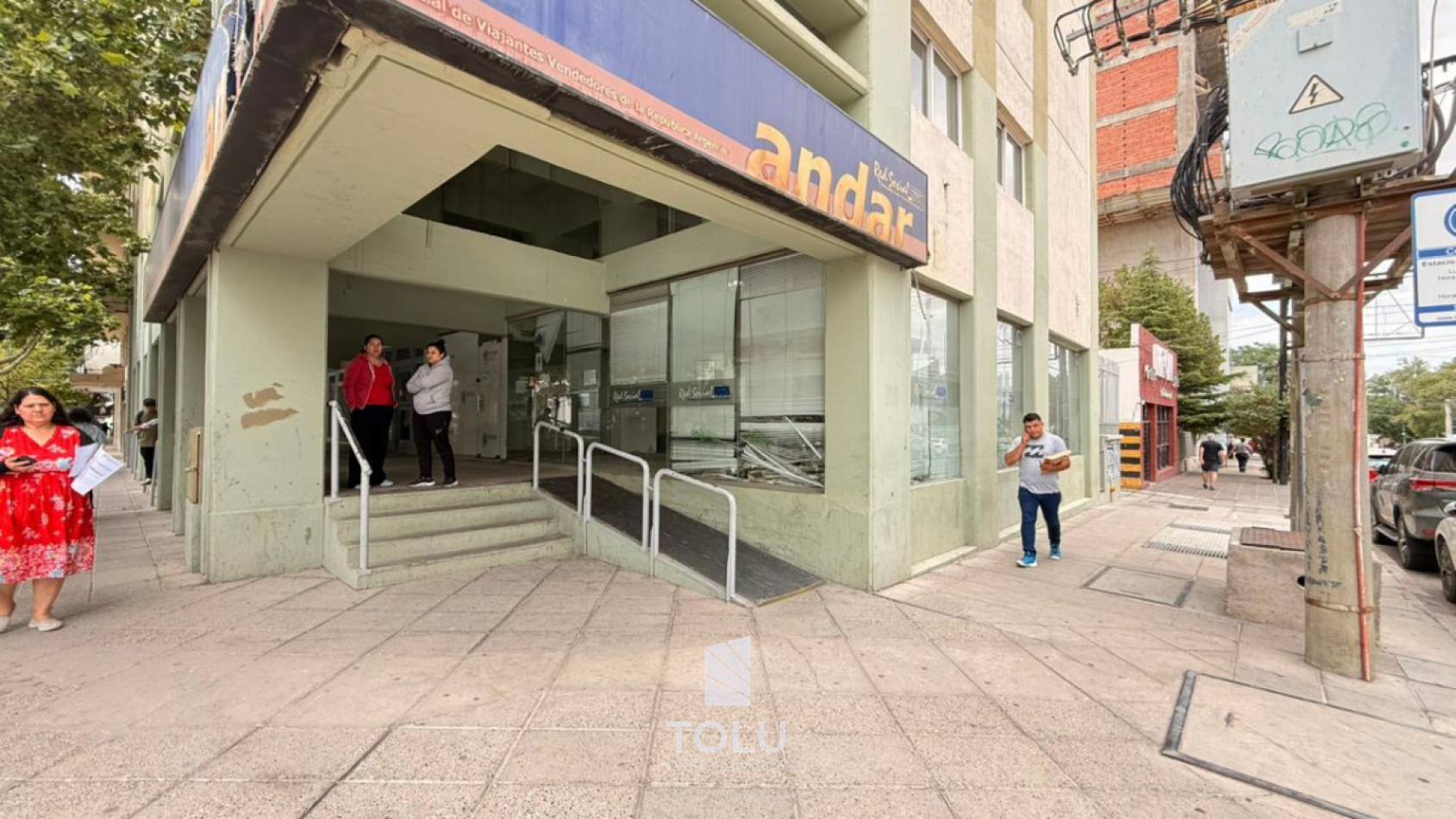 Oficina, Rivadavia 115