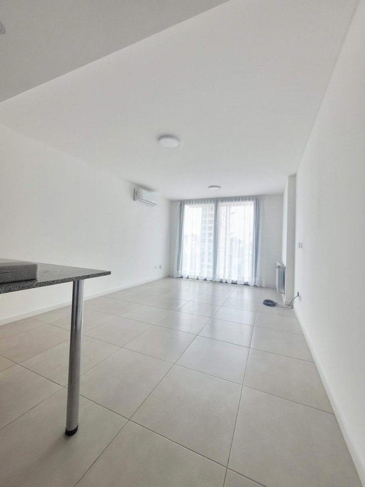 Departamento en alquiler, Roca y Santiago del Estero