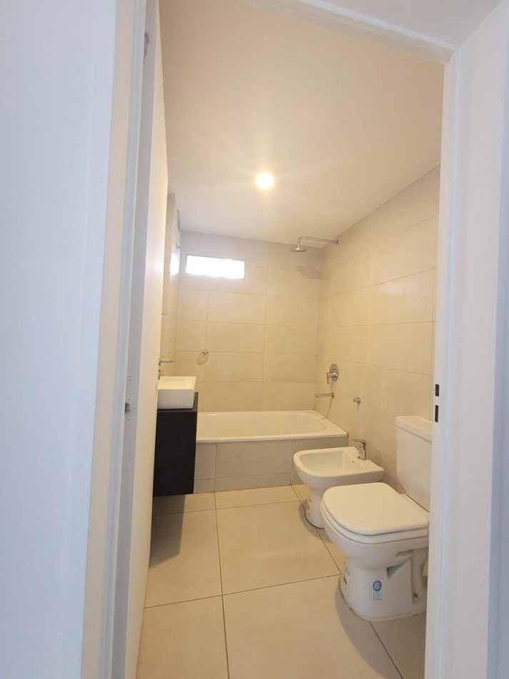Departamento en alquiler, Roca y Santiago del Estero