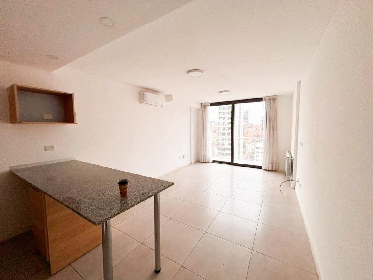 Departamento en alquiler, Roca y Santiago del Estero