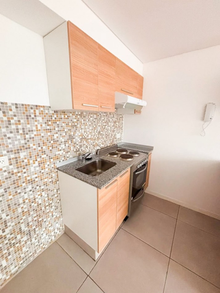 Departamento en alquiler, Roca y Santiago del Estero