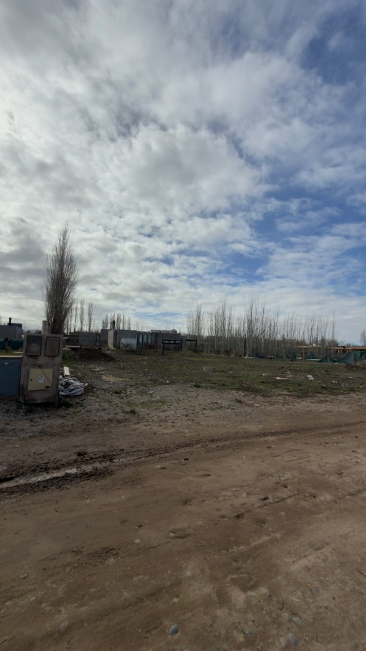 Venta terreno - lote barrio cerrado de Centenario El Vergel, 1000 metros 