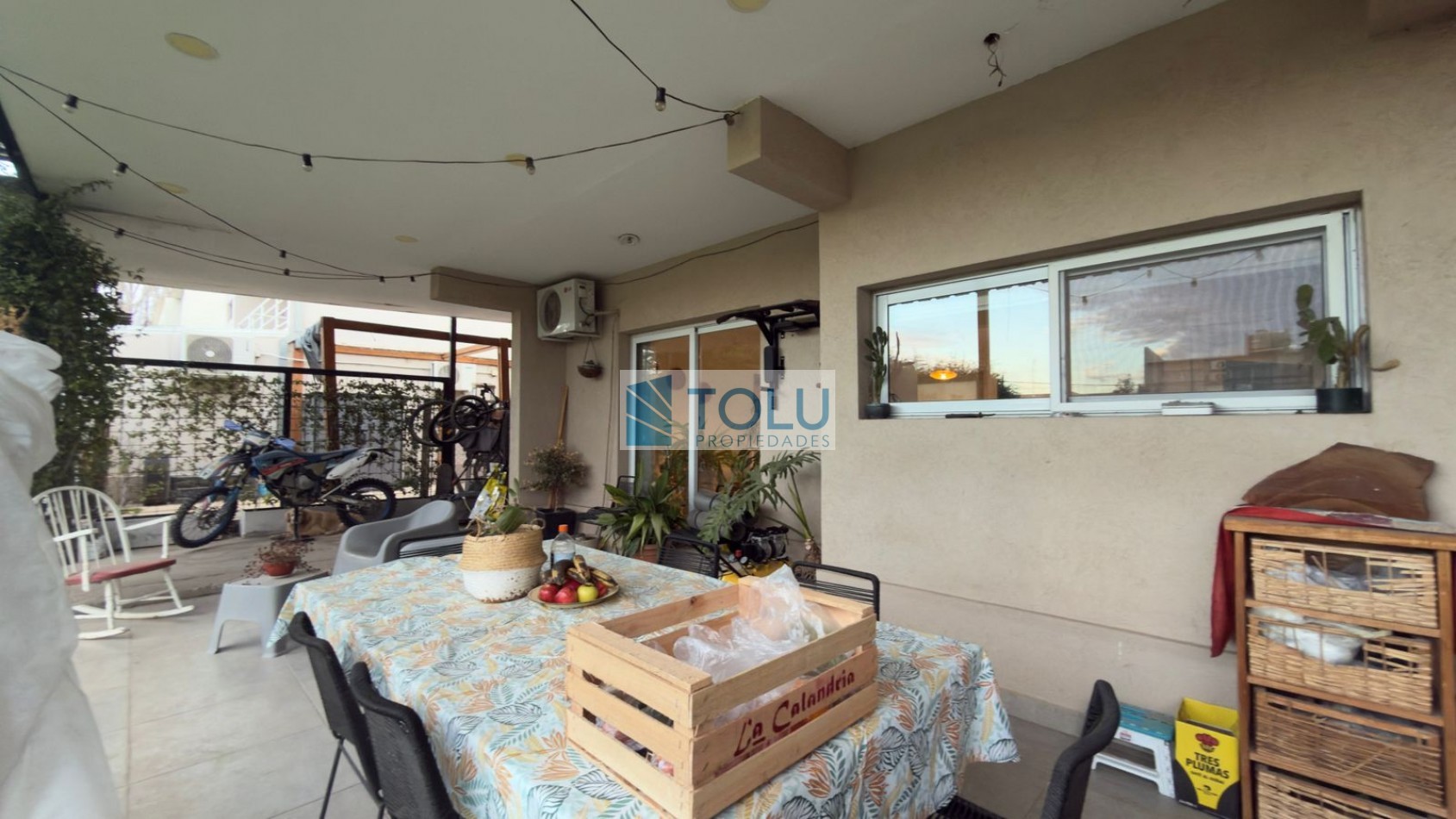En venta casa 3 dormitorios, barrio cerrado Elementos, Plottier 