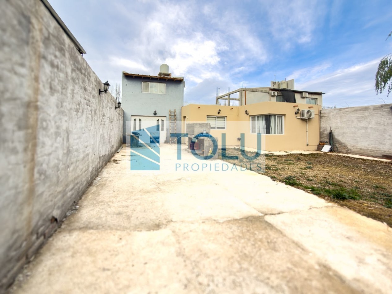 Venta Casa en Plottier Barrio Ecor II- 3 Dormitorios cochera patio