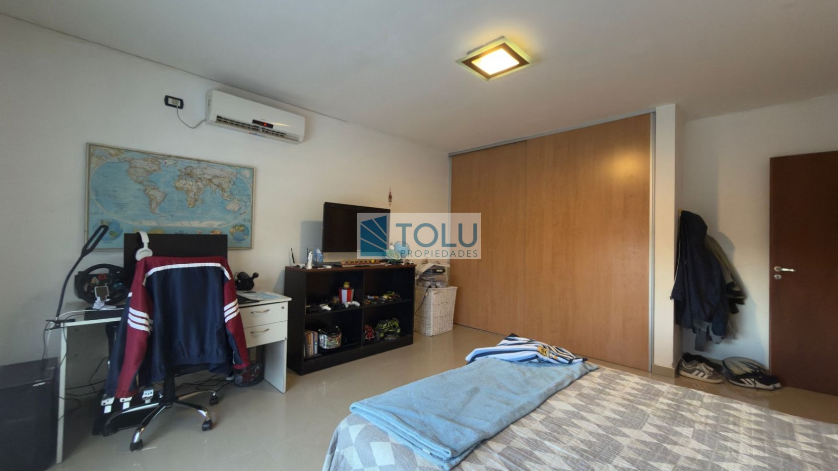 En venta casa 3 dormitorios, barrio cerrado Elementos, Plottier 