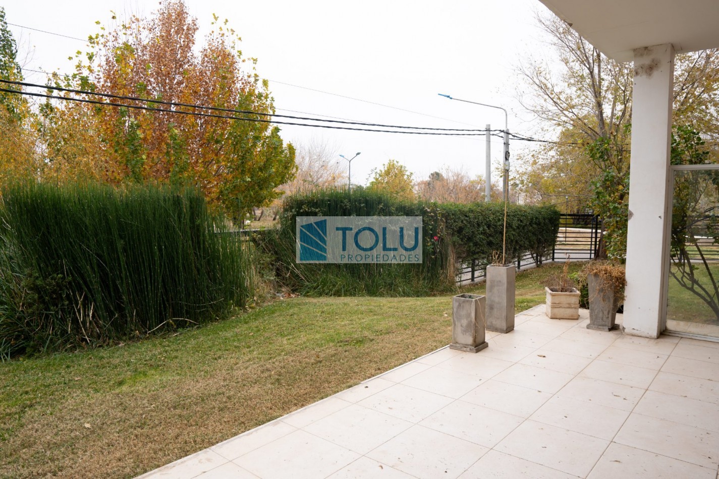 Venta departamento 3 dormitorios y 3 baños Jardines del rey Neuquen