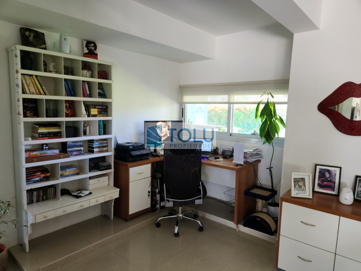 En venta casa 3 dormitorios, barrio cerrado Elementos, Plottier 