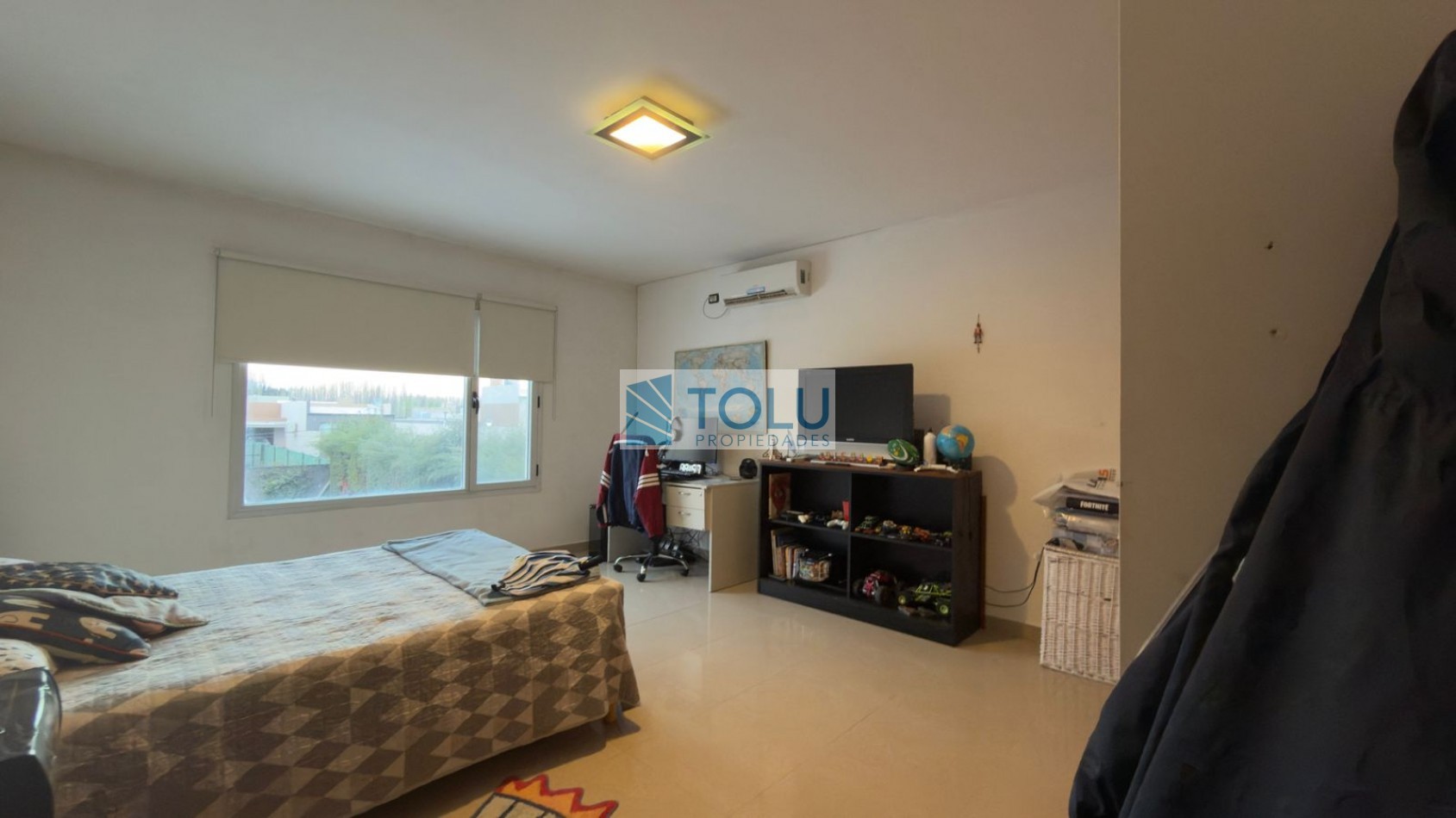 En venta casa 3 dormitorios, barrio cerrado Elementos, Plottier 