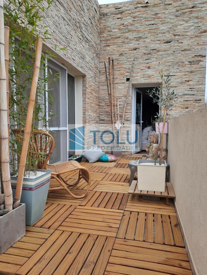 Casa en Venta dos plantas Cipolletti 5 dormitorios y 5 baños - parilla quincho y pileta Manzanar Millenium Cipolletti 