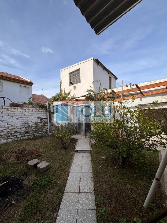 Casa En Venta De 2 Dormitorios Con Patio Y Parrilla - Zona Residencial Neuquen