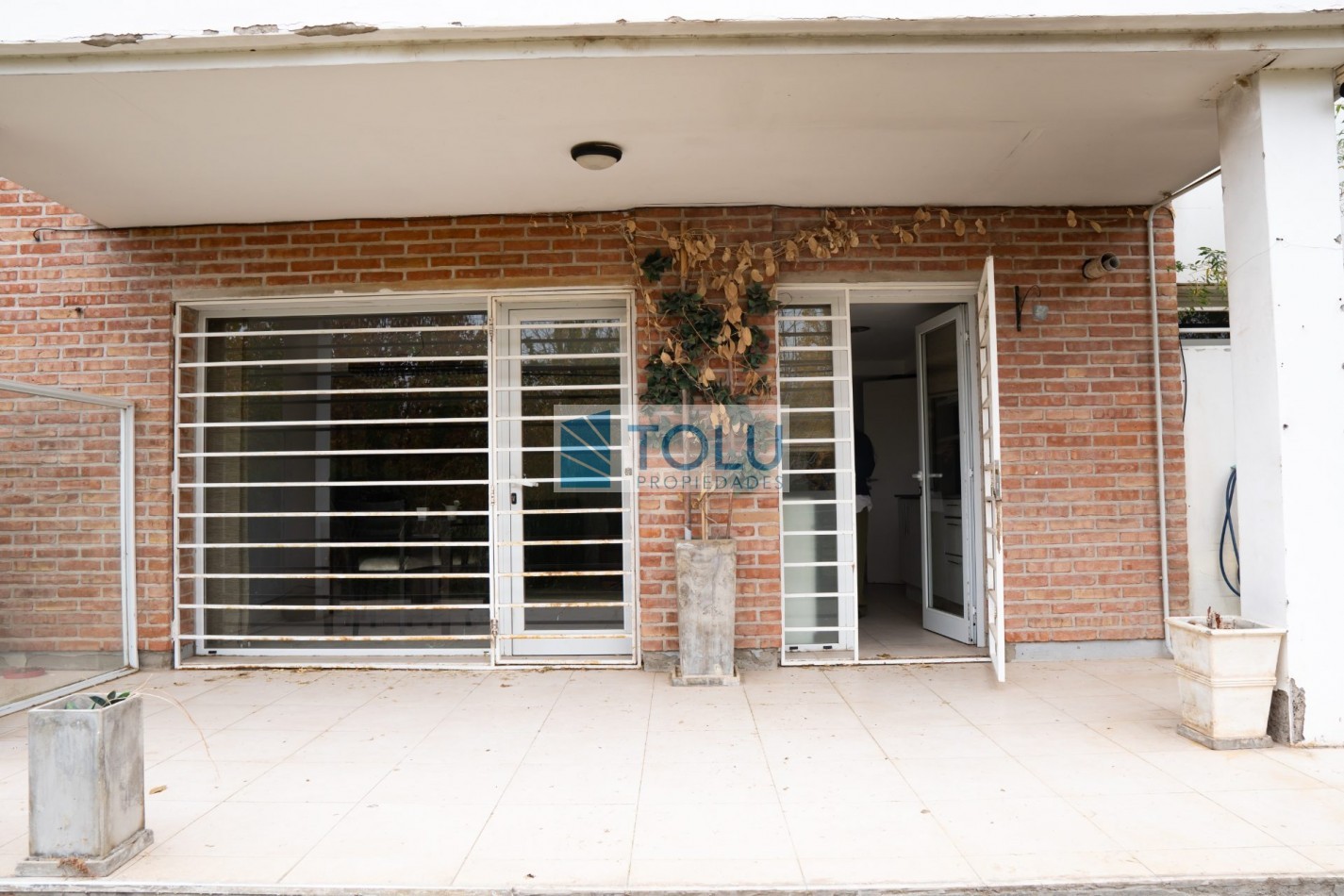 Venta departamento 3 dormitorios y 3 baños Jardines del rey Neuquen
