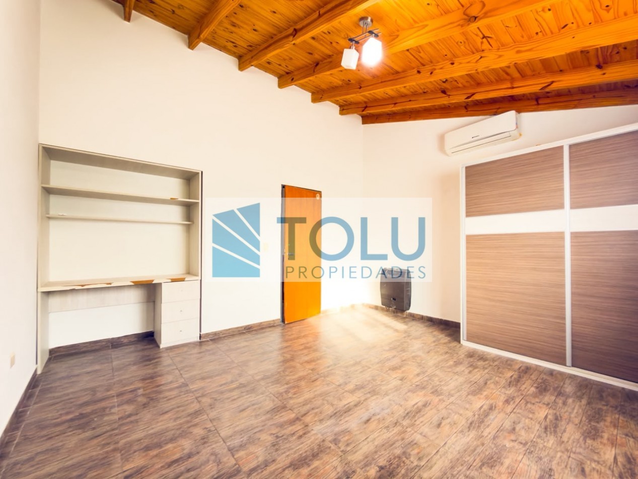 Venta Casa en Plottier Barrio Ecor II- 3 Dormitorios cochera patio