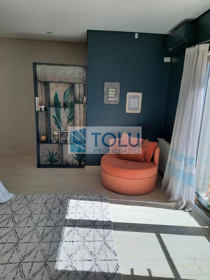 Casa en Venta dos plantas Cipolletti 5 dormitorios y 5 baños - parilla quincho y pileta Manzanar Millenium Cipolletti 