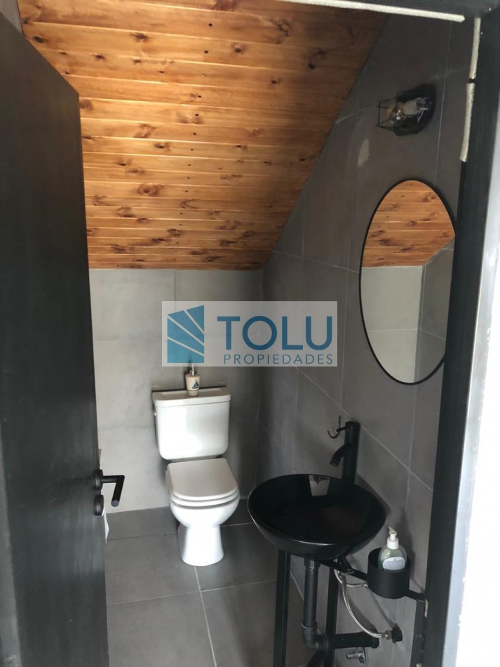 Venta casa 2 dormitorios, B privado los prados 