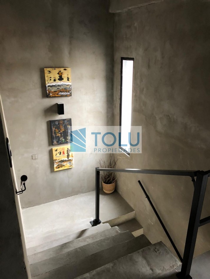 Venta casa 2 dormitorios, B privado los prados 