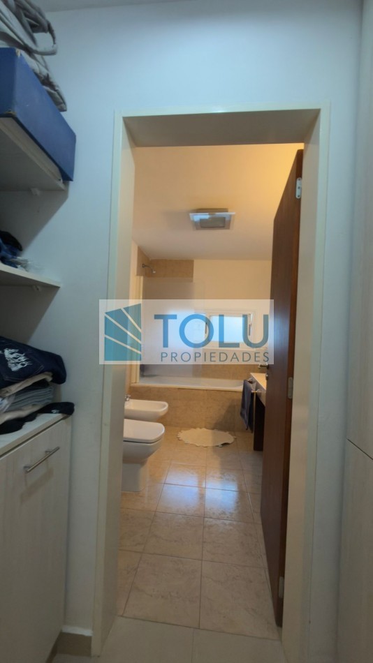 En venta casa 3 dormitorios, barrio cerrado Elementos, Plottier 