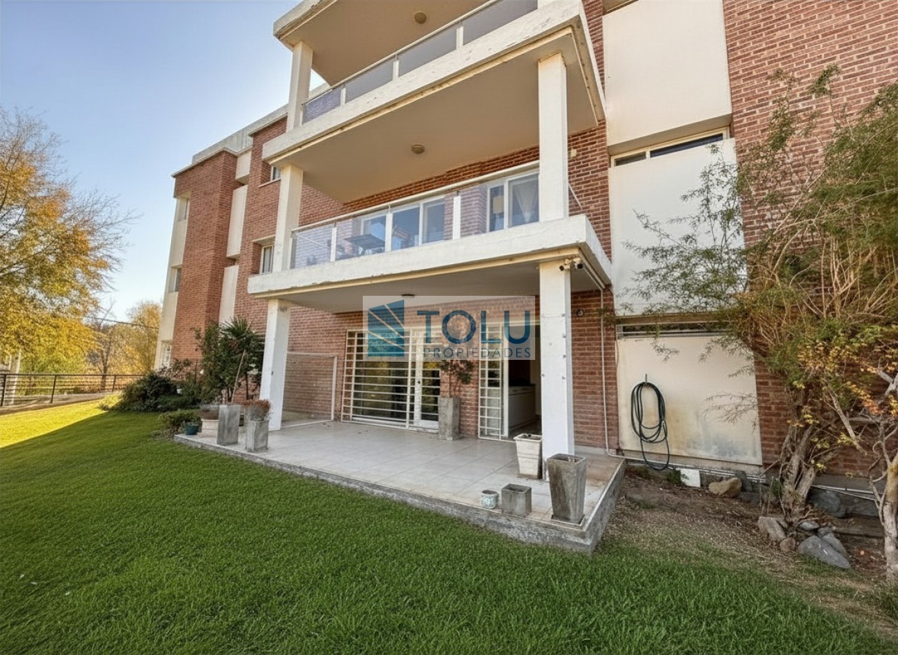 Venta departamento 3 dormitorios y 3 baños Jardines del rey Neuquen