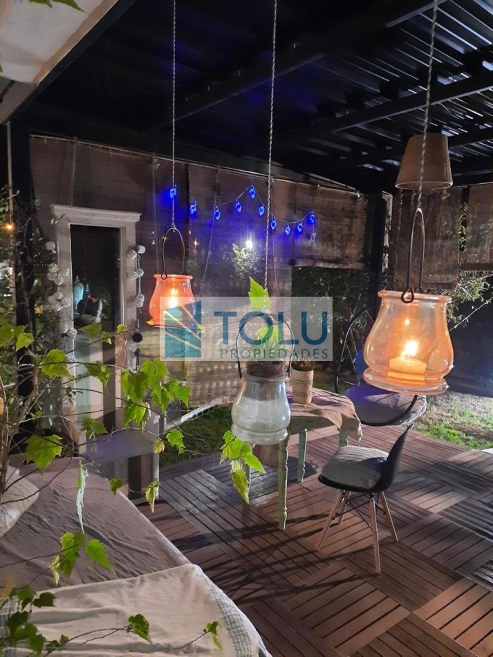 Casa en Venta dos plantas Cipolletti 5 dormitorios y 5 baños - parilla quincho y pileta Manzanar Millenium Cipolletti 