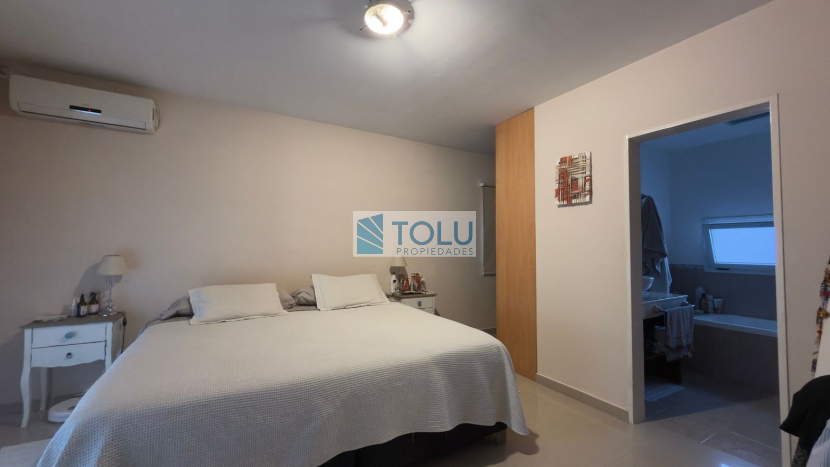 En venta casa 3 dormitorios, barrio cerrado Elementos, Plottier 