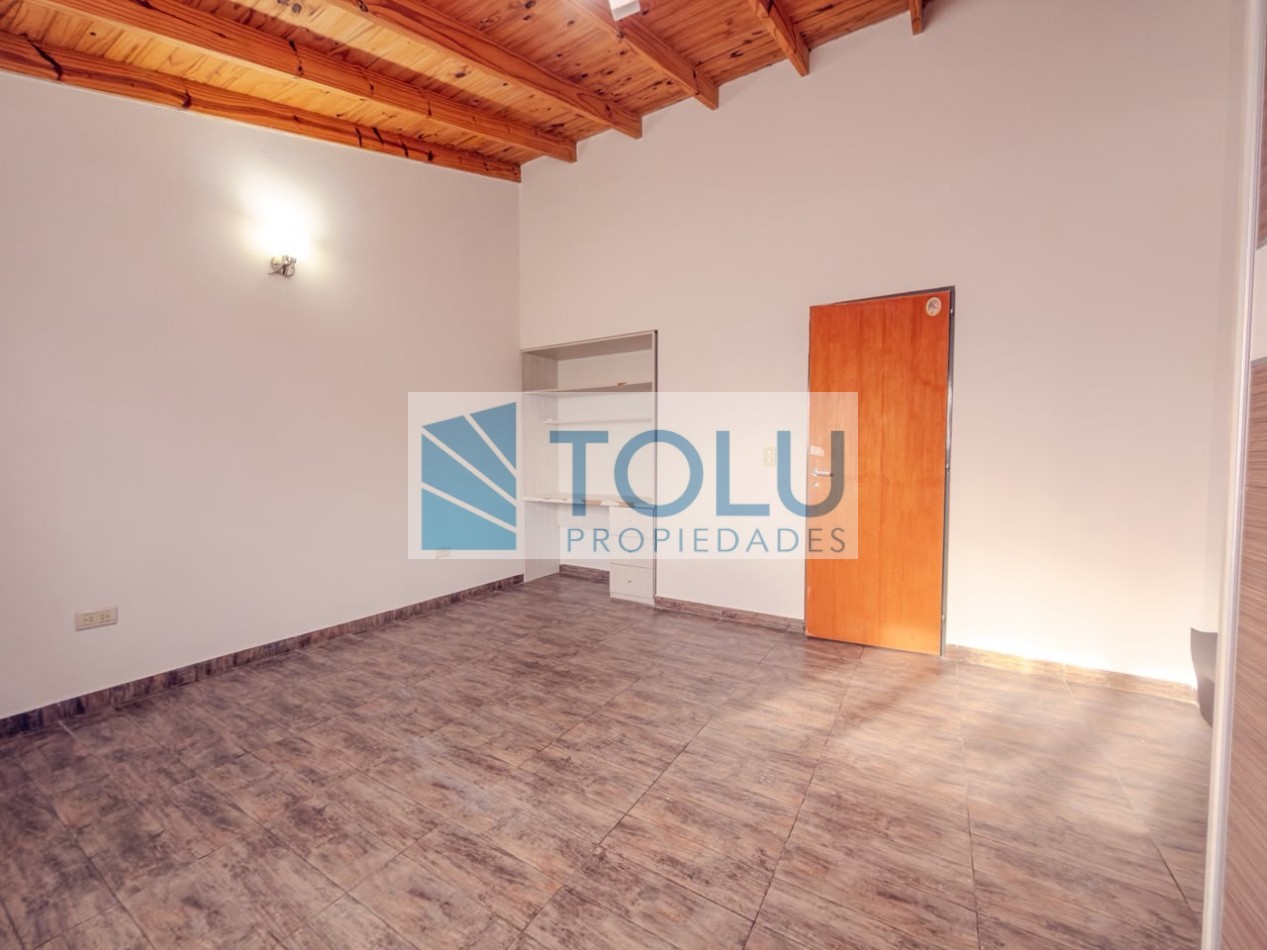 Venta Casa en Plottier Barrio Ecor II- 3 Dormitorios cochera patio