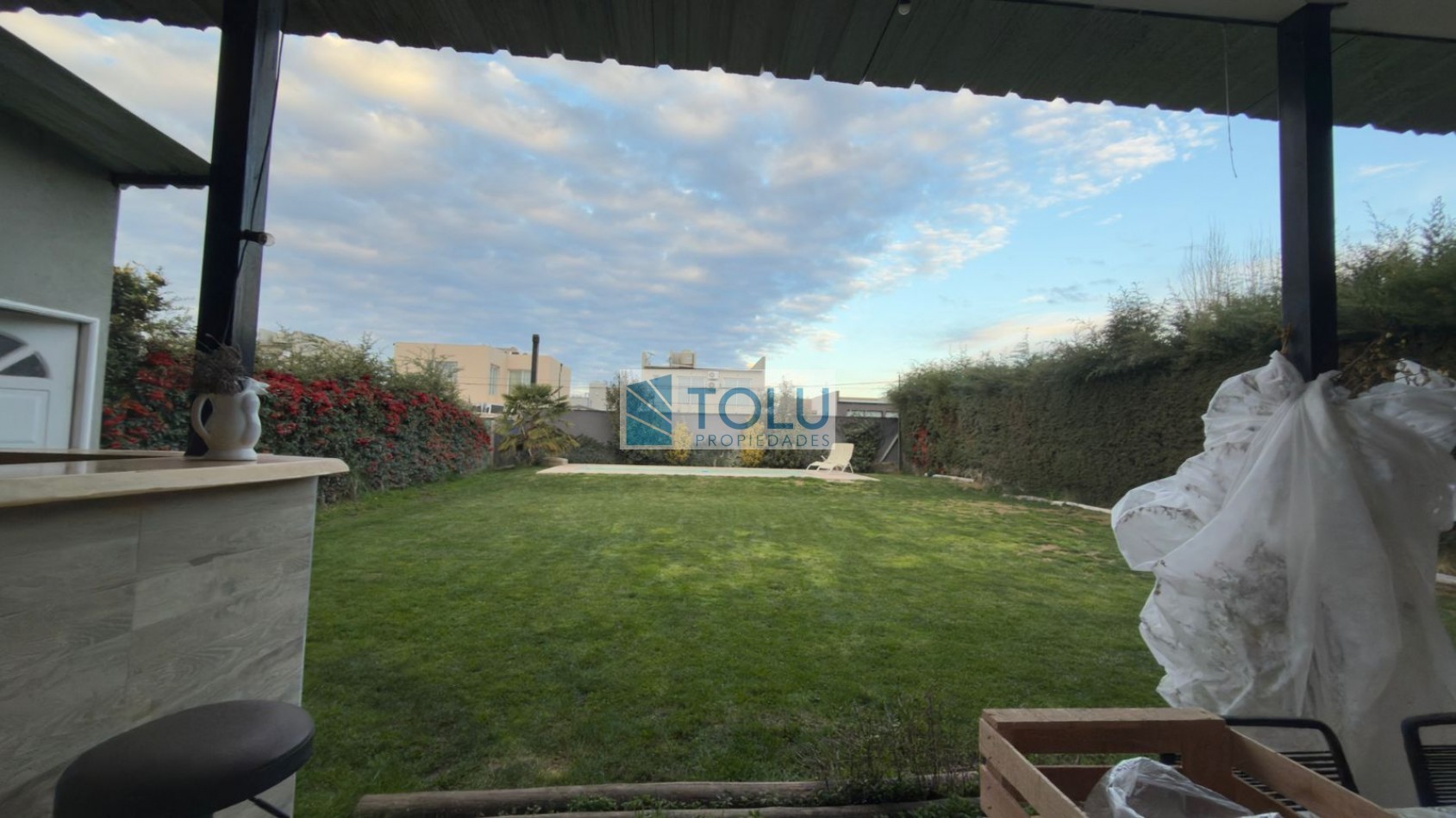 En venta casa 3 dormitorios, barrio cerrado Elementos, Plottier 