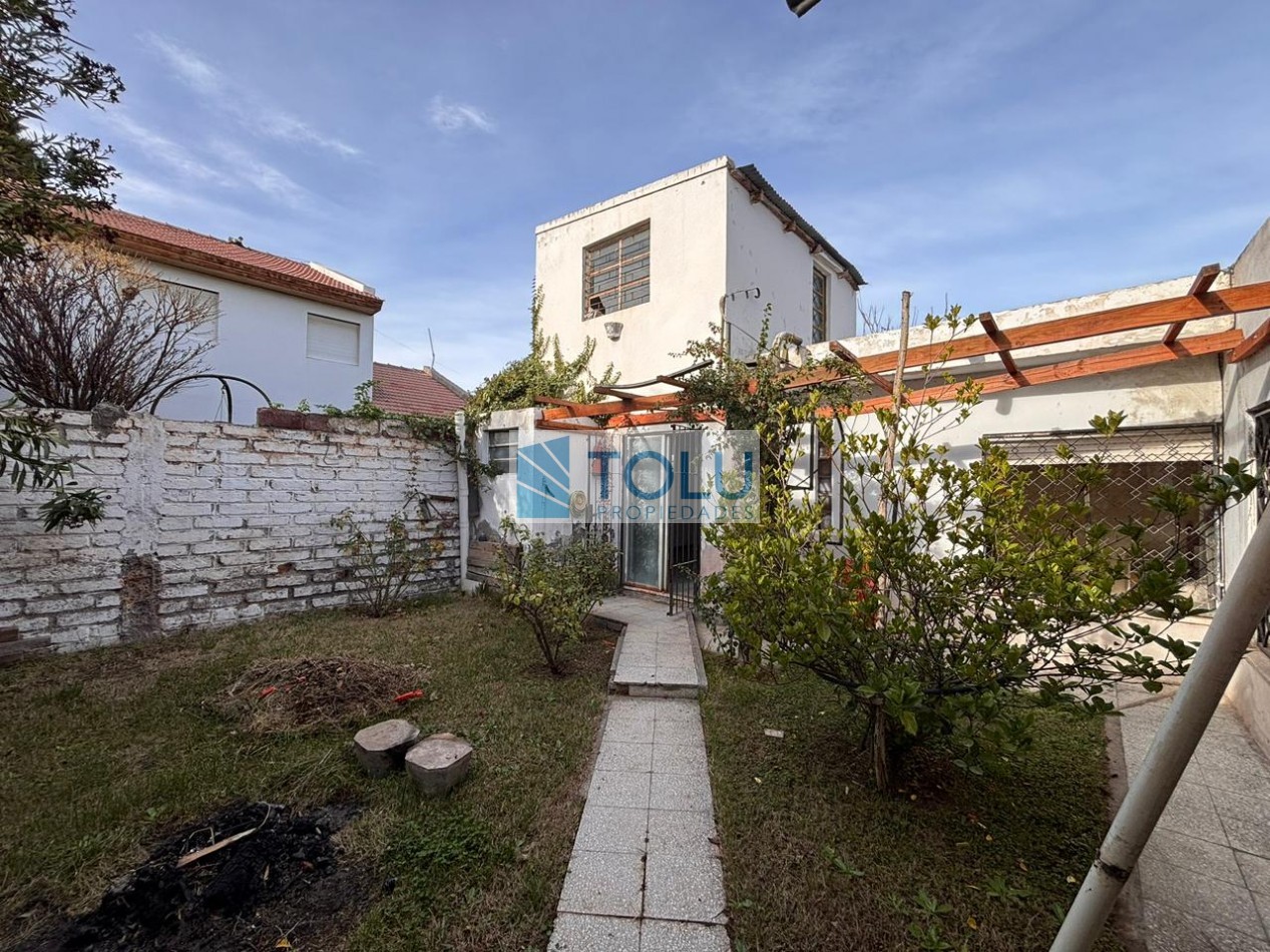 Casa En Venta De 2 Dormitorios Con Patio Y Parrilla - Zona Residencial Neuquen