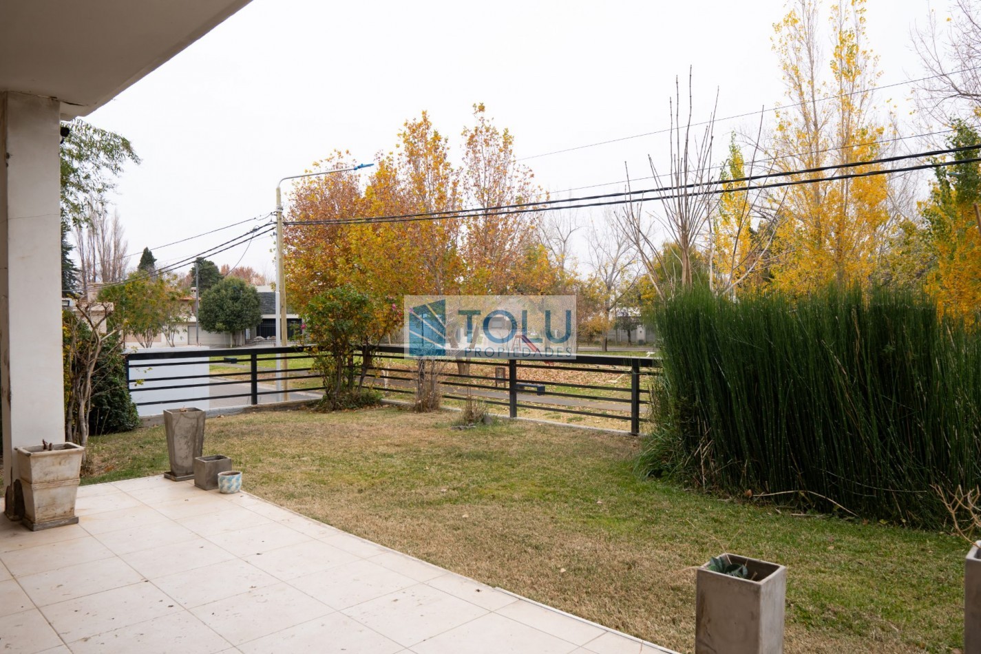 Venta departamento 3 dormitorios y 3 baños Jardines del rey Neuquen