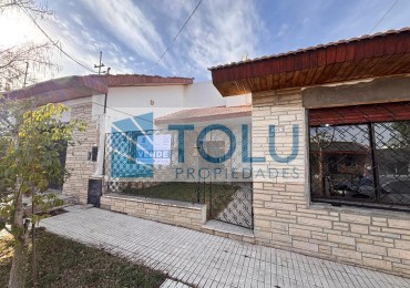 Casa En Venta De 2 Dormitorios Con Patio Y Parrilla - Zona Residencial Neuquen